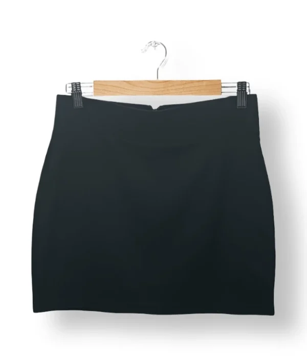 Falda negra Clockhouse con cierre frontal-Talla M/L