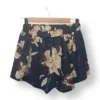 IMG_20251106_184620 Short floral azul marino- Talla S