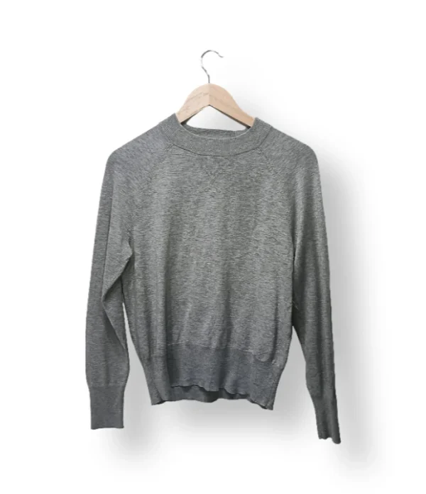 IMG_20251106_185617 Sweater H&M con franjas rojas y beige – Talla M