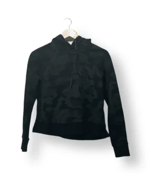 IMG_20251106_191408 Polerón camuflado negro con capucha .- Talla S