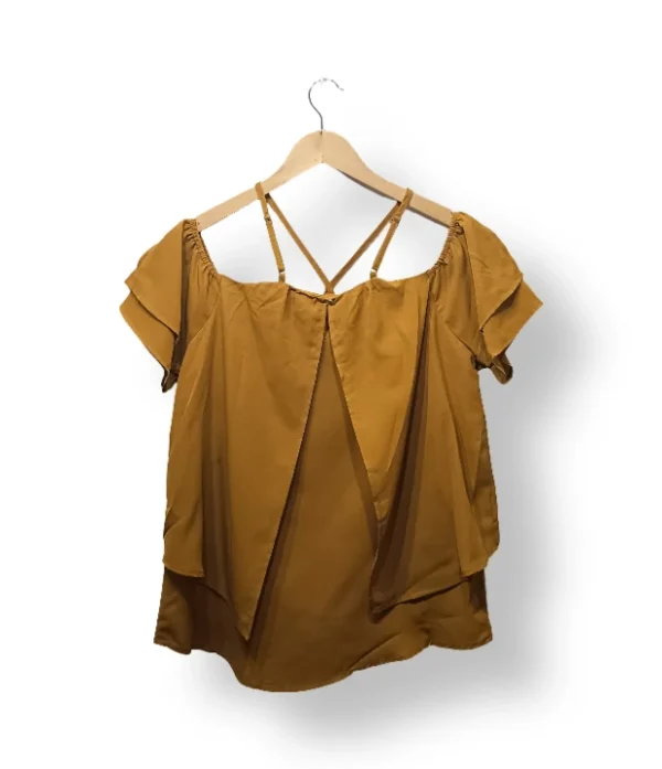 Blusa Doe & Rae mostaza off-shoulder con capas – Talla S (da hasta L)