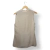 IMG_20251116_215912 Blusa Banana Republic sin mangas color crema – Talla L