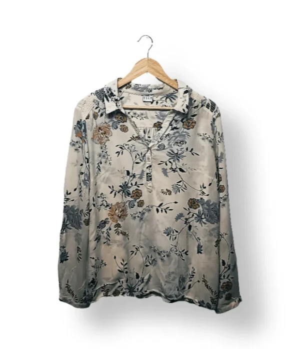 IMG_20251116_220138 (1) Blusa floral satinada ELLE – Talla M