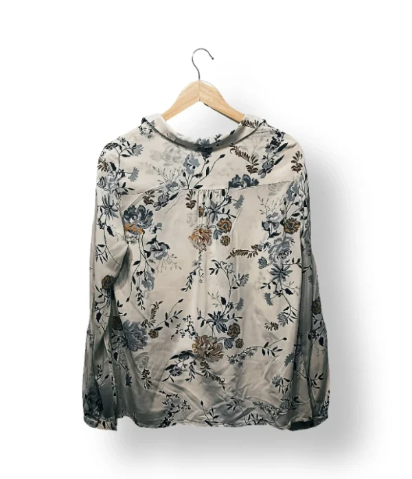 IMG_20251116_220146 (1) Blusa floral satinada ELLE – Talla M