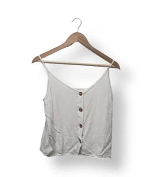 Blusa blanca Streetwear Society con botones frontales – Talla L