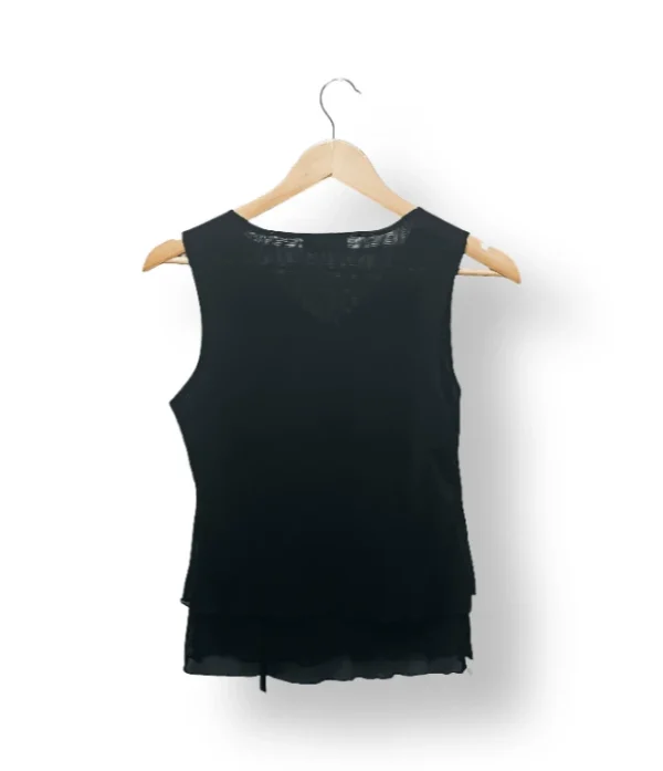 Blusa negra Lineatre con aplicaciones en relieve – Talla M
