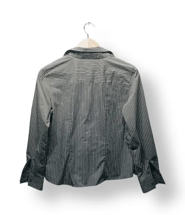 Camisa Wrinkle Free a rayas gris claro