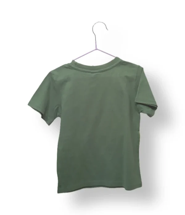 IMG_20251116_224250 Polera Disney Dinosaurio Verde – Talla 4