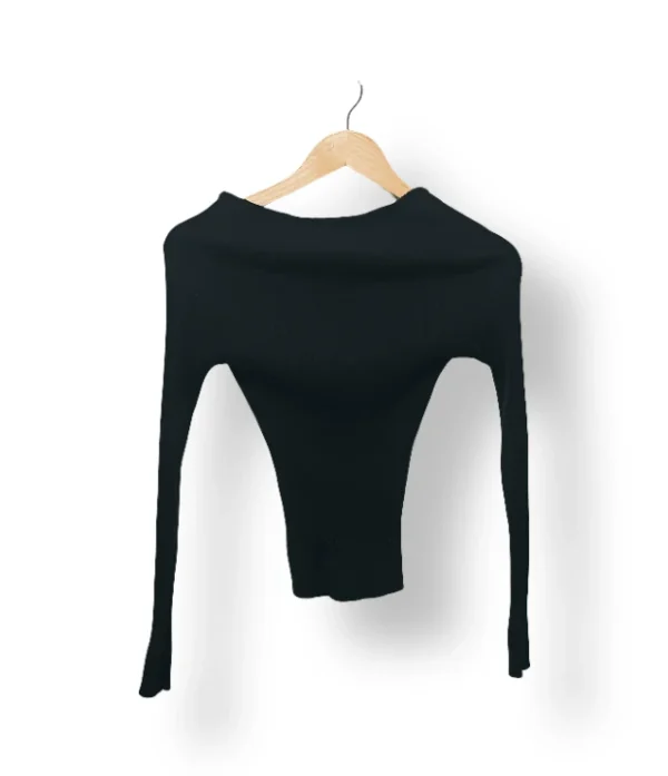 IMG_20251116_225724 Sweaters negro acanalado MNG – Talla S