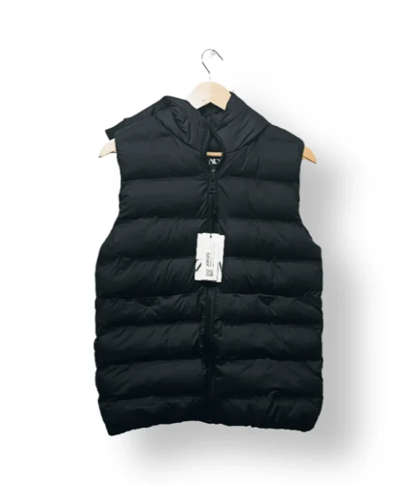 Parka sin mangas negra con gorro – Talla 14-16 años