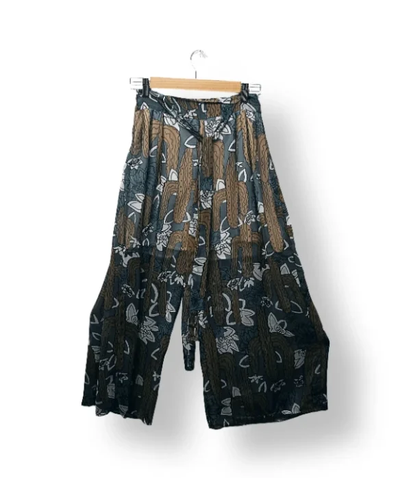 IMG_20251123_195123 Pantalón palazzo estampado cactus – Talla referencial S/M