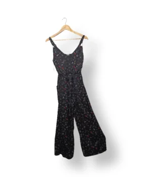 IMG_20251123_195436 Enterito floral negro No Boundaries – Talla M