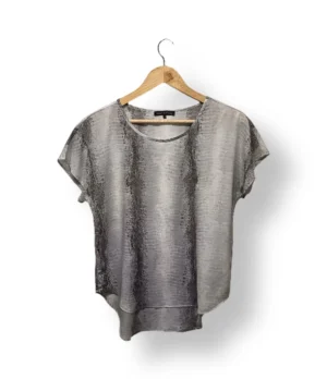 IMG_20251123_200334 Blusa estampado snake Violet & Claire – Talla S/M