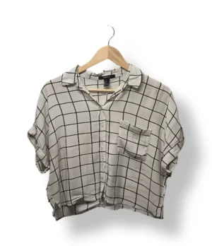 1000046962 Camisa Crop Cuadrillé Blanco & Negro Forever 21 – Talla S