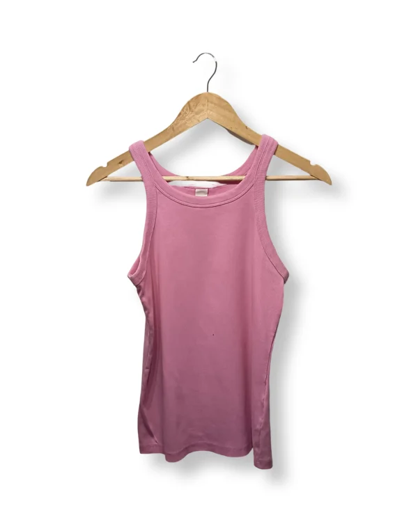 1000046970 Polera Rib Sin Mangas Rosada – Talla L