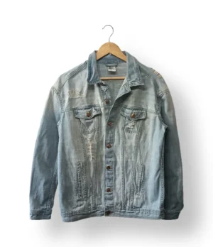 Chaqueta denim H&M celeste desgastada- Talla M/L