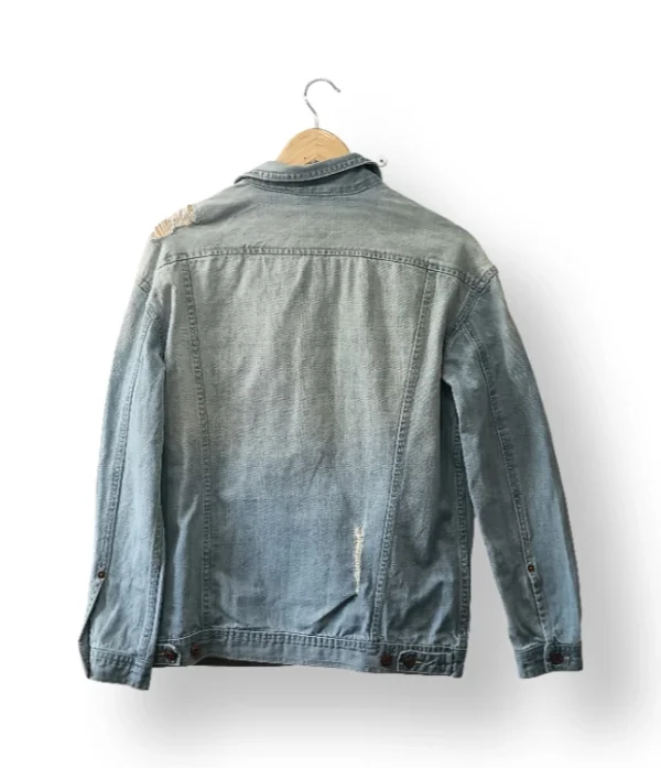 Chaqueta denim H&M celeste desgastada- Talla M/L