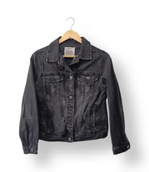 IMG_20251201_125845 Chaqueta denim negra ZARA Kids – Talla 11-12 (equivale a S adulto)