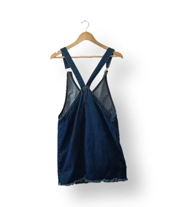 Jardinera de mezclilla azul con espalda cruzada