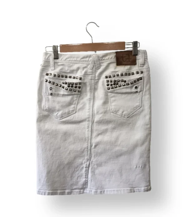 Falda denim blanca con tachas – T7 Tantra, talla M