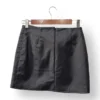 IMG_20251201_132519 Falda mini negra efecto cuero – Talla S