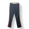 Pantalón deportivo negro con franjas fucsia – Talla S