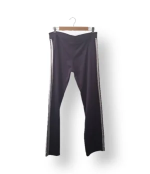 Pantalón deportivo morado con franjas – Talla L