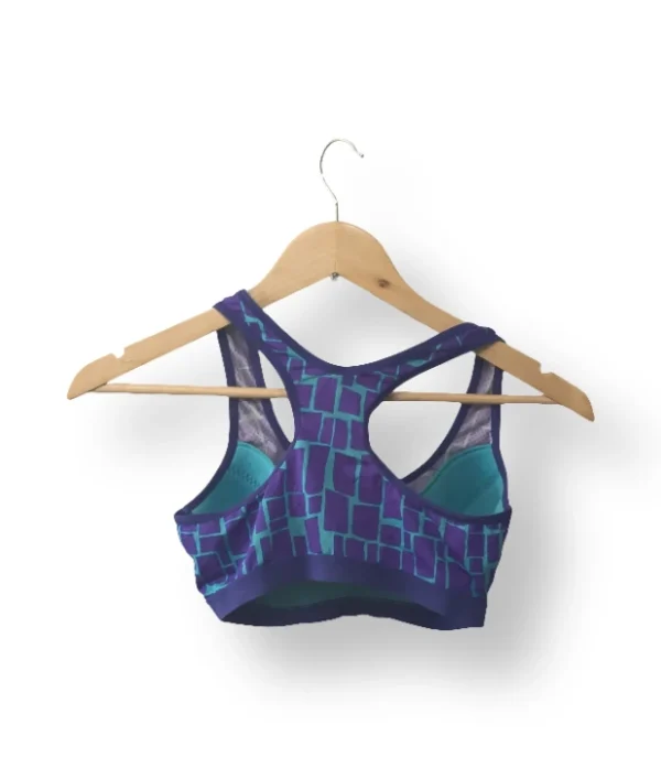 Top deportivo Danskin estampado geométrico – Talla M