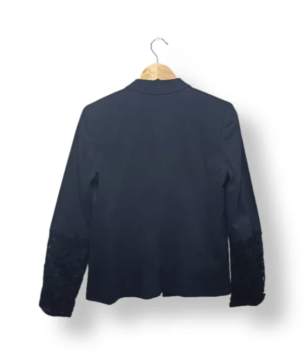 IMG_20260401_191738 Blazer Negro Detalle Calado ELIE TAHARI Talla 42