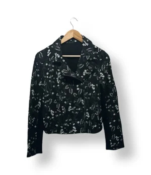 IMG_20260401_195444 Chaqueta biker floral negra – Talla S