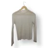Suéter tejido de punto fino color crema – Talla S