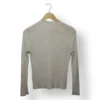 Suéter tejido de punto fino color crema – Talla S