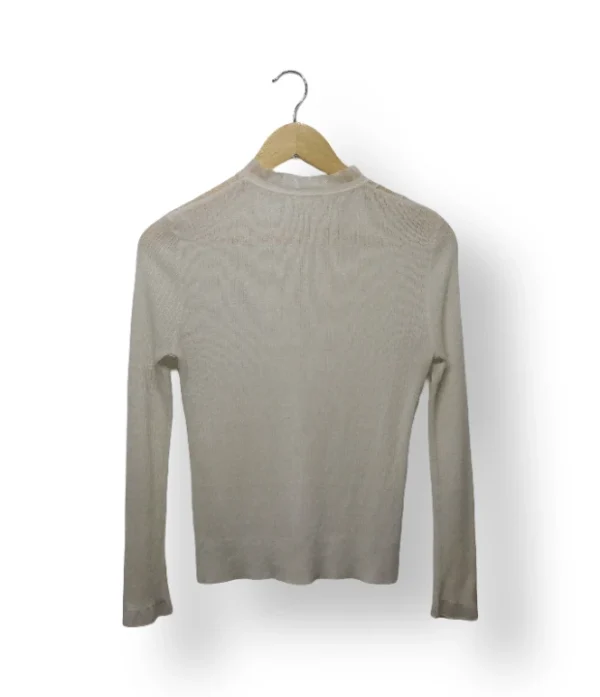 Suéter tejido de punto fino color crema – Talla S