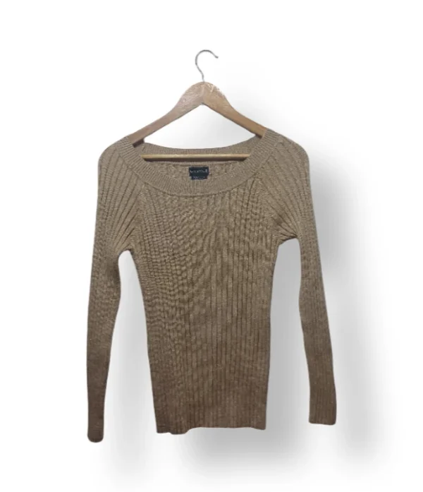 Suéter tejido acanalado con brillo George – Talla L