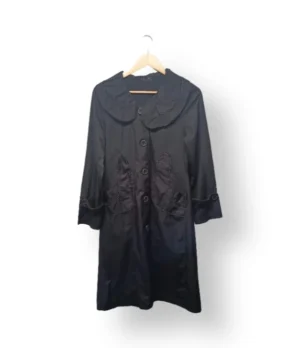 Trench liviano negro – Estilo clásico