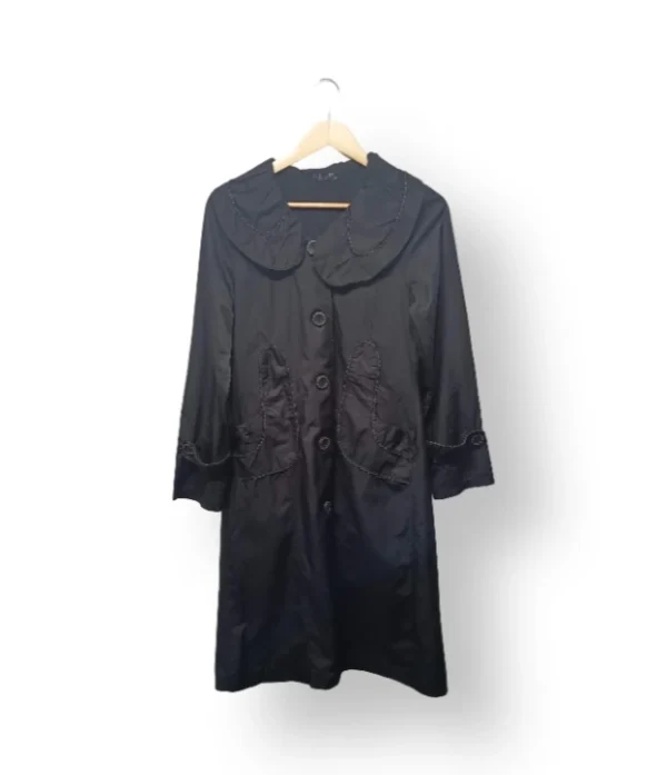 Trench liviano negro – Estilo clásico