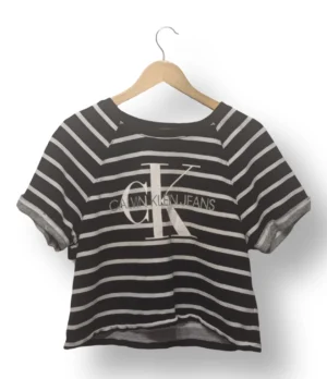 Polera corta Calvin Klein Jeans – Talla M