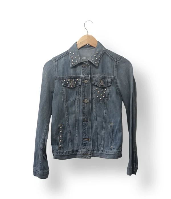 Chaqueta de mezclilla GAP con tachas – Talla XS
